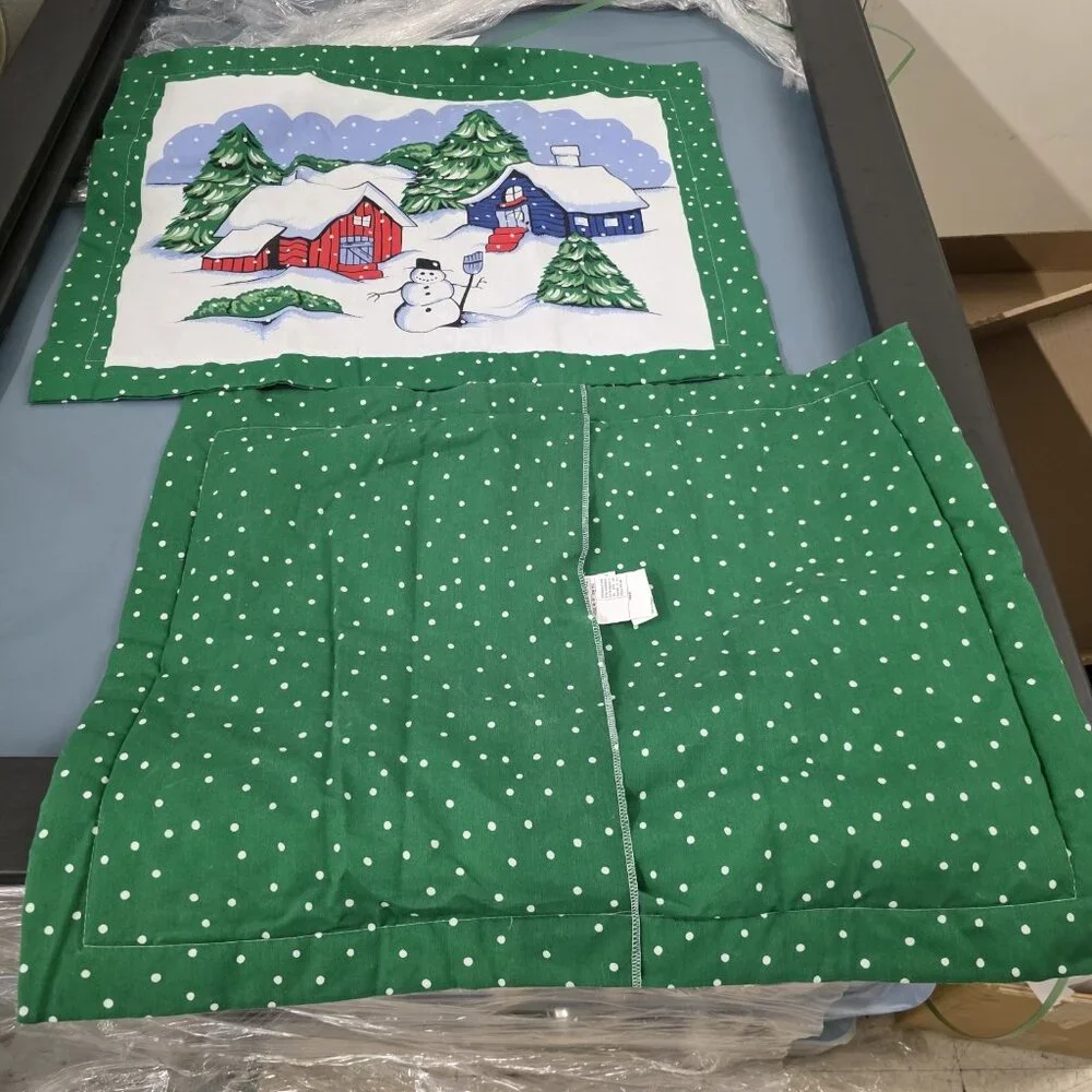 Christmas Holiday Snowman Pillowcases Covers Set Of Two Large Vintage